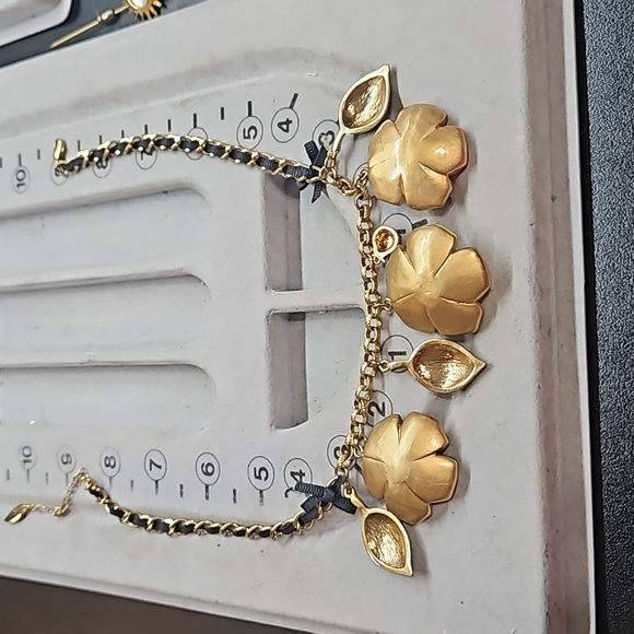 Vintage Betsy Johnson Garden Party necklace. ⁶ - Picture 8 of 8